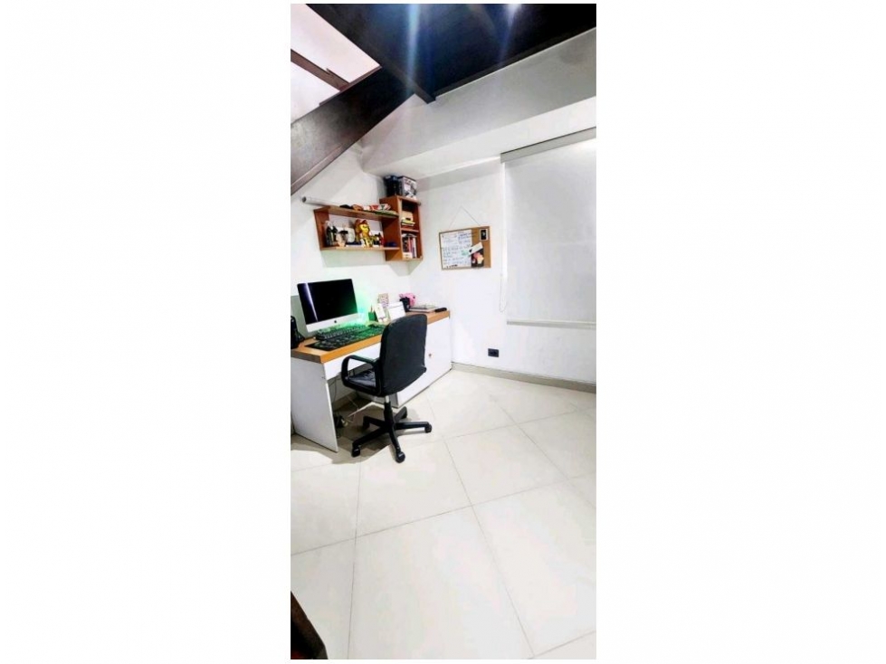 Apartamento en venta en Los Colores, Medellín · foto 20 de 24