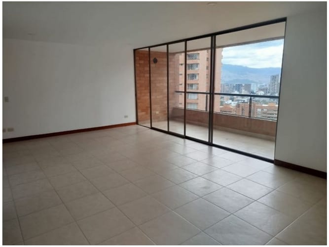 Apartamento de 3 alcobas en venta en Los Parra, Medellín, 130 m² · foto 8 de 16