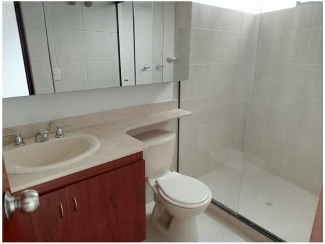 Apartamento de 3 alcobas en venta en Los Parra, Medellín, 130 m² · foto 10 de 16