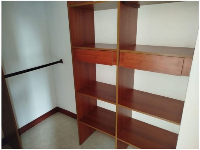 Apartamento de 3 alcobas en venta en Los Parra, Medellín, 130 m² · foto 13 de 16