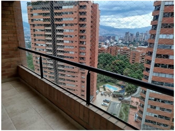 Apartamento de 3 alcobas en venta en Los Parra, Medellín, 130 m² · foto 15 de 16