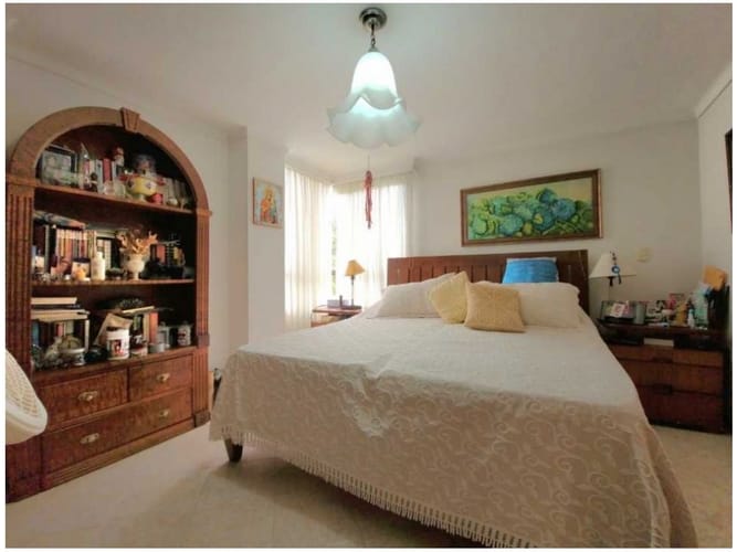Apartamento de 4 alcobas en venta en El Diamante No. 2, Medellín, 240 m² · foto 9 de 13