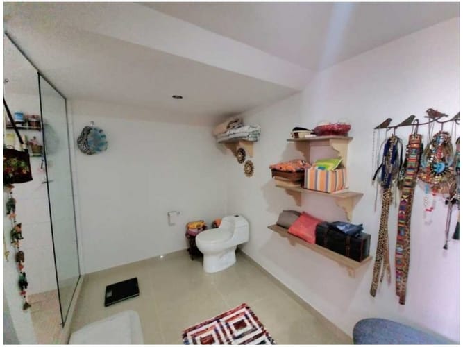 Apartamento de 4 alcobas en venta en El Diamante No. 2, Medellín, 240 m² · foto 11 de 13