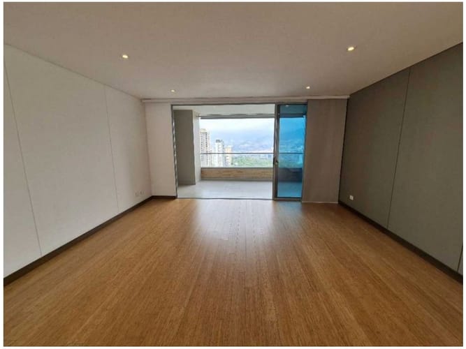 Apartamento de 3 alcobas en venta en Los Balsos, Medellín, 171 m² · foto 14 de 24