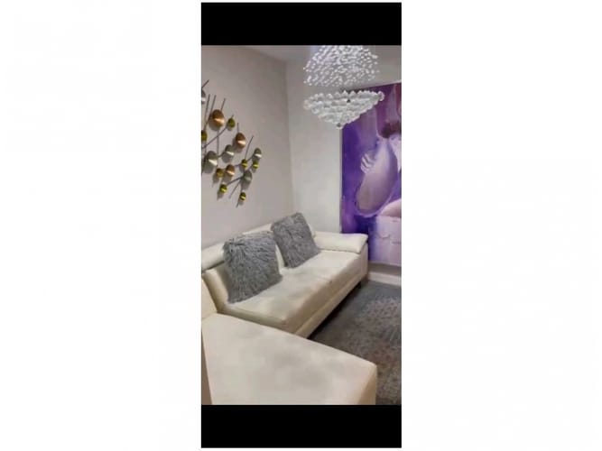 Apartamento de 2 alcobas en venta en Villa Carlota, Medellín, 78 m² · foto 2 de 15