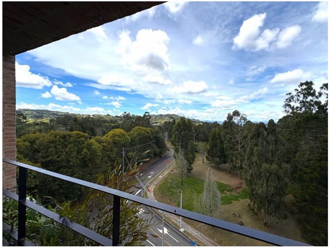 Apartaestudio en venta en Loma Del Chocho, Envigado, 64 m² · foto 2 de 13