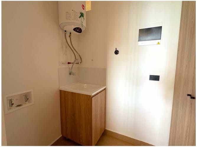 Apartaestudio en venta en Loma Del Chocho, Envigado, 64 m² · foto 6 de 13