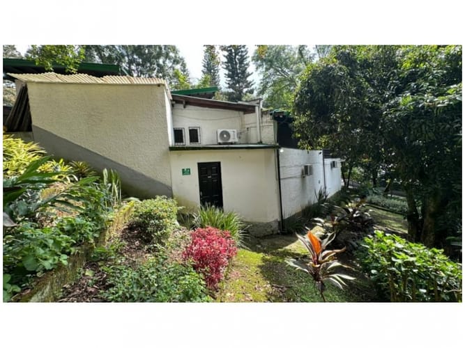 Casa de 5 alcobas en venta en La Calera, Medellín, 919 m² · foto 4 de 24