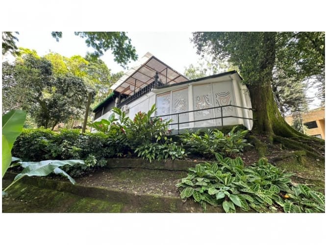 Casa de 5 alcobas en venta en La Calera, Medellín, 919 m² · foto 8 de 24