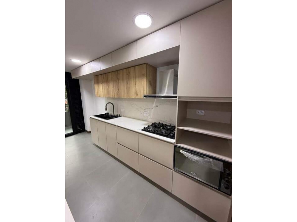 Apartamento en venta en Laureles, Medellín · foto 4 de 5