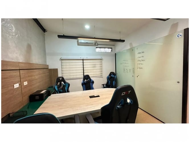 Casa de 5 alcobas en venta en La Calera, Medellín, 919 m² · foto 19 de 24