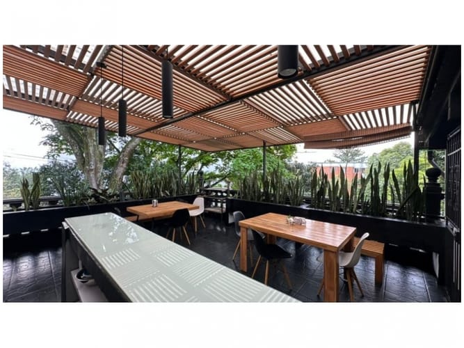 Casa de 5 alcobas en venta en La Calera, Medellín, 919 m² · foto 23 de 24