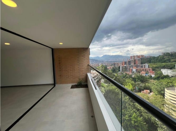 Apartamento de 3 alcobas en venta en Escobero, Envigado, 98 m² · foto 3 de 15