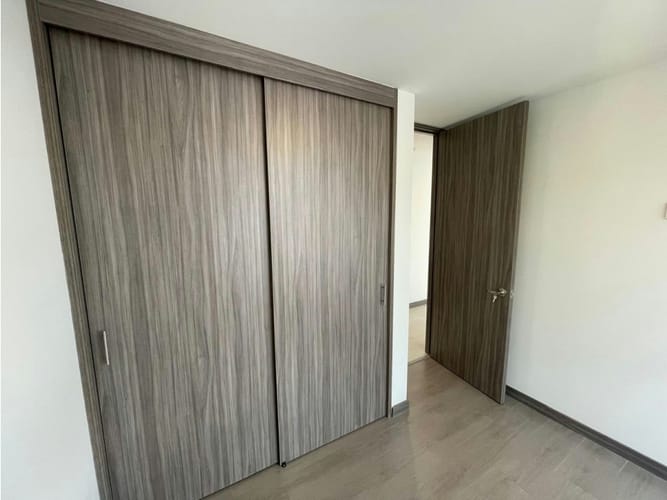 Apartamento de 3 alcobas en venta en Escobero, Envigado, 98 m² · foto 8 de 15