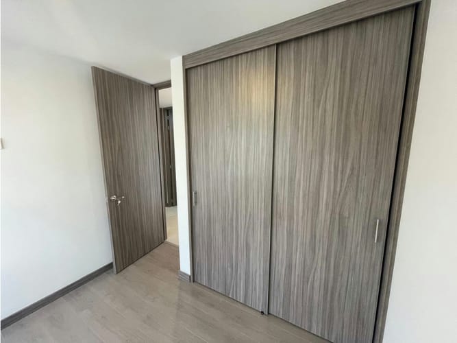 Apartamento de 3 alcobas en venta en Escobero, Envigado, 98 m² · foto 11 de 15