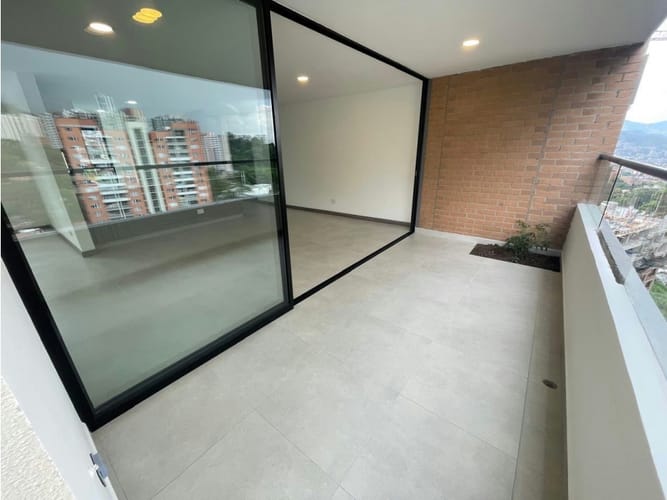 Apartamento de 3 alcobas en venta en Escobero, Envigado, 98 m² · foto 14 de 15
