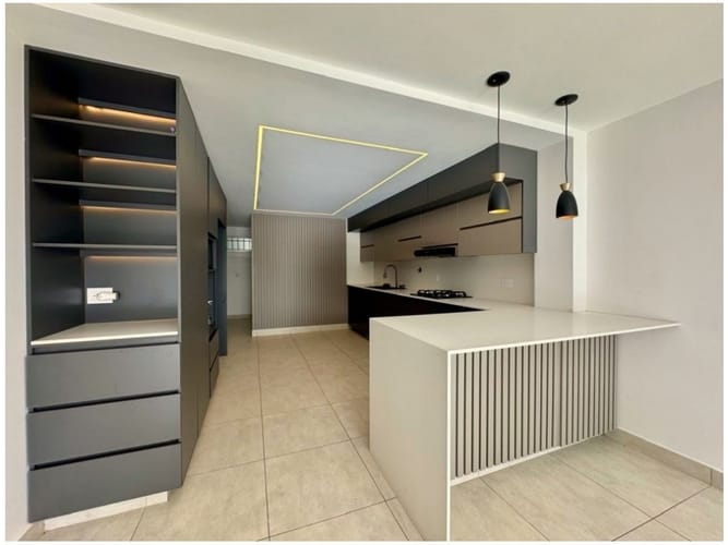 Casa de 4 alcobas en venta en Los Balsos, Medellín, 280 m² · foto 4 de 24