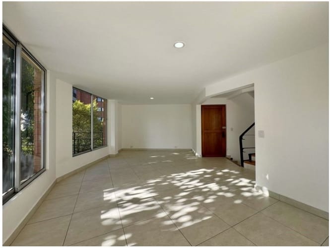 Casa de 4 alcobas en venta en Los Balsos, Medellín, 280 m² · foto 13 de 24