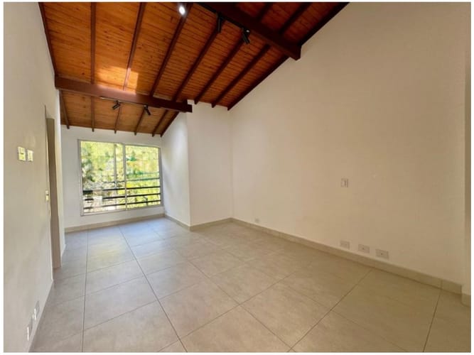 Casa de 4 alcobas en venta en Los Balsos, Medellín, 280 m² · foto 18 de 24