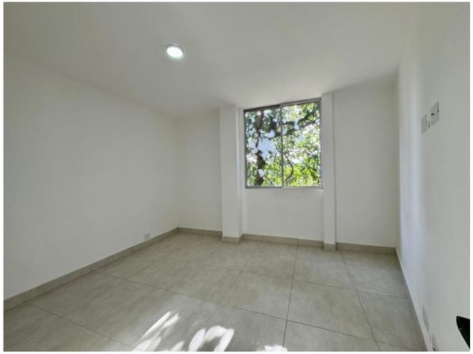 Casa de 4 alcobas en venta en Los Balsos, Medellín, 280 m² · foto 23 de 24