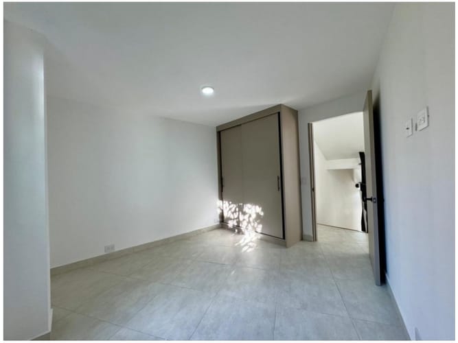 Casa de 4 alcobas en venta en Los Balsos, Medellín, 280 m² · foto 24 de 24