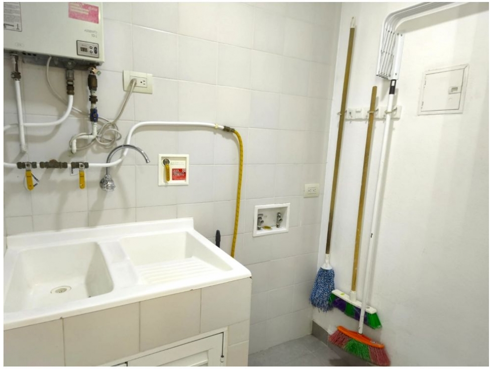 Apartamento en venta en Laureles, Medellín · foto 7 de 20