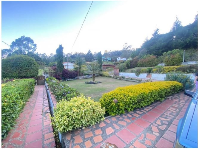 Finca en venta en La Brizuela, Guarne, 300 m² · foto 2 de 14