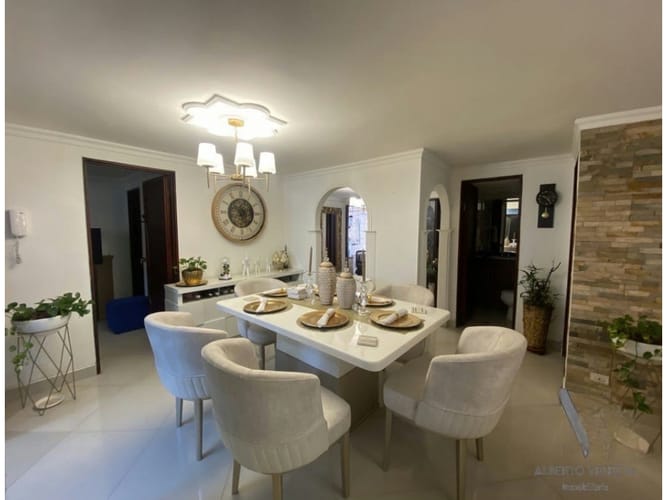 Apartamento en venta en Calasanz, Medellín · foto 5 de 14