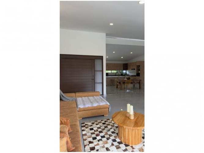 Casa de 3 alcobas en venta en Palmas, La Ceja, 283 m² · foto 13 de 24