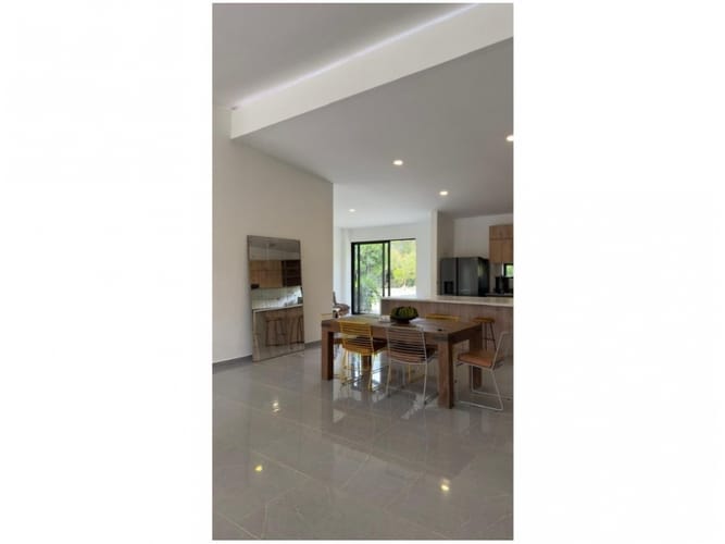 Casa de 3 alcobas en venta en Palmas, La Ceja, 283 m² · foto 16 de 24