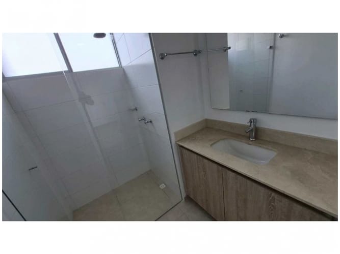 Apartamento de 3 alcobas en venta en Tres Esquinas, Sabaneta, 87 m² · foto 14 de 18