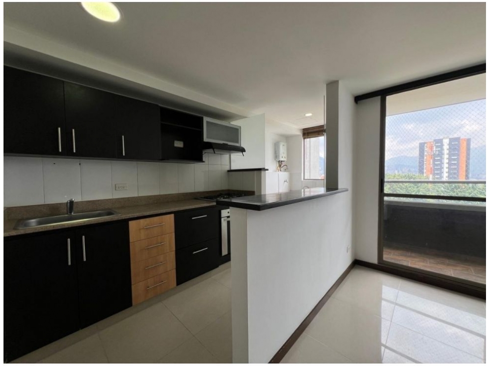Apartamento en venta en La Abadia, Medellín · foto 4 de 7