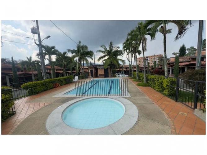 Apartamento en venta en El Dorado, Envigado · foto 2 de 16