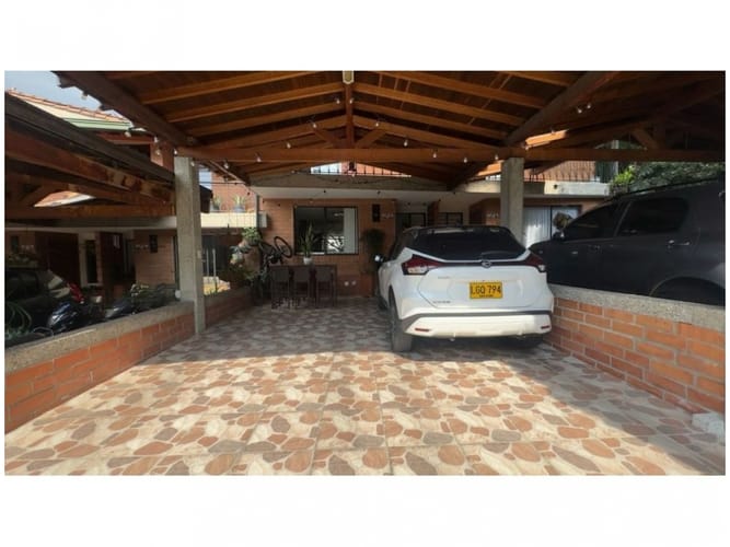 Apartamento en venta en El Dorado, Envigado · foto 3 de 16
