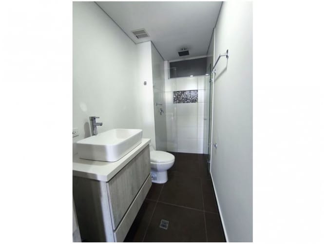 Apartamento de 2 alcobas en venta en Las Lomitas, Sabaneta, 74 m² · foto 15 de 22