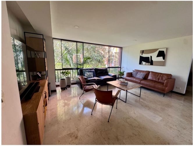 Apartamento de 3 alcobas en venta en El Poblado, Medellín, 149 m² · foto 7 de 24