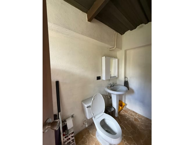 Casa de 4 alcobas en venta en Cabeceras De Llanogrande, Rionegro, 350 m² · foto 5 de 23