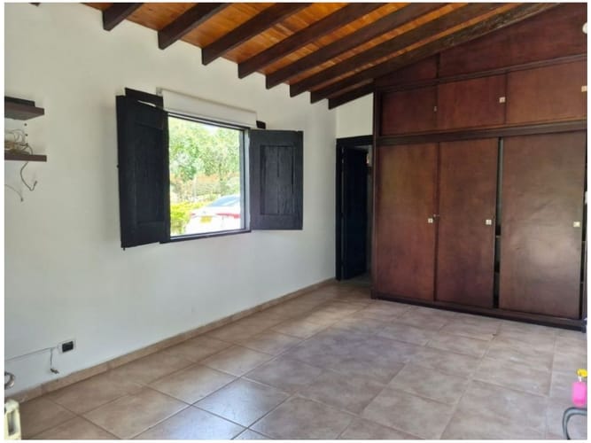 Casa de 5 alcobas en venta en La Ceja · foto 4 de 13