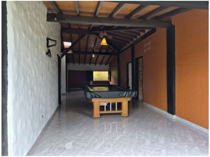 Casa de 5 alcobas en venta en La Ceja · foto 5 de 13