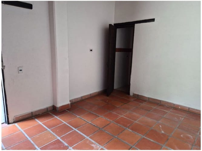 Casa de 5 alcobas en venta en La Ceja · foto 8 de 13