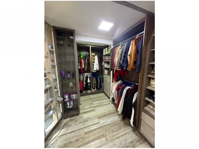 Casa en venta en Loma Benedictinos, Envigado · foto 18 de 19