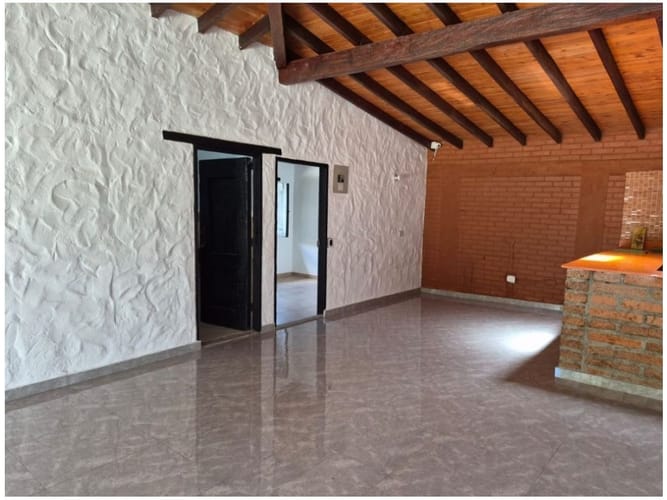 Casa de 5 alcobas en venta en La Ceja · foto 12 de 13