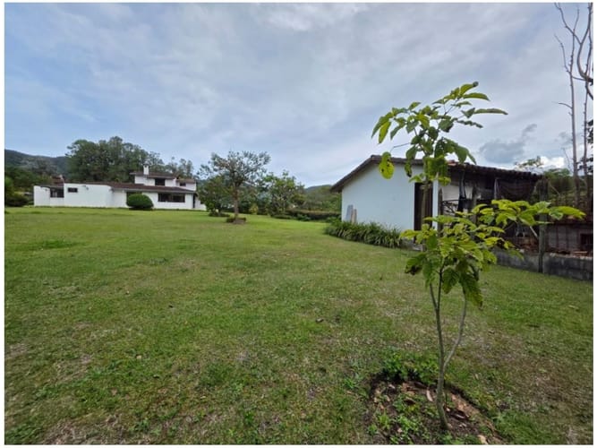 Casa de 5 alcobas en venta en La Ceja, 325 m² · foto 6 de 24