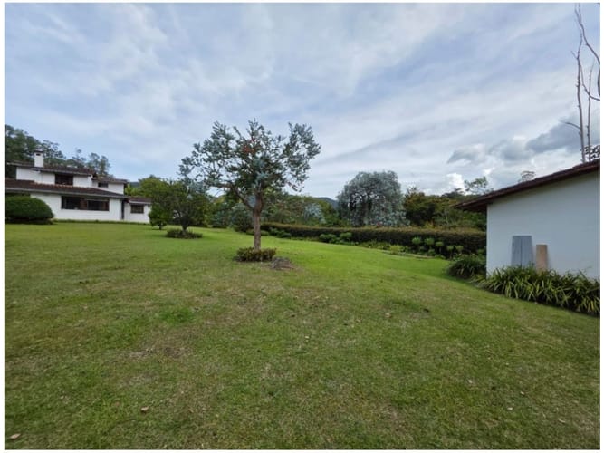 Casa de 5 alcobas en venta en La Ceja, 325 m² · foto 14 de 24