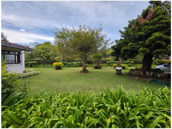 Casa de 5 alcobas en venta en La Ceja, 325 m² · foto 15 de 24