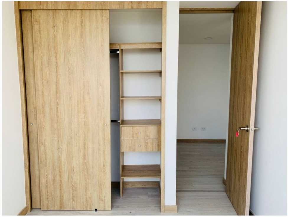 Apartamento en venta en Suramérica, Itagüí · foto 11 de 14