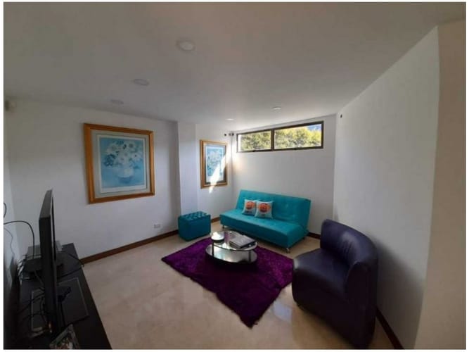 Casa de 5 alcobas en venta en Escobero, Envigado, 430 m² · foto 12 de 24