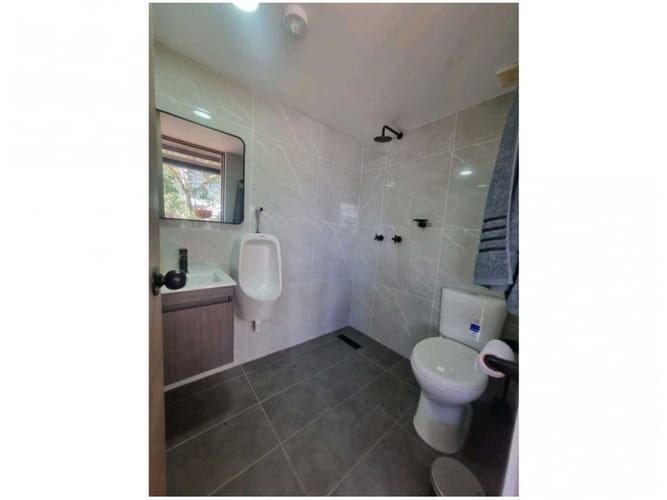 Apartamento de 3 alcobas en venta en Asdesillas, Sabaneta, 140 m² · foto 13 de 13