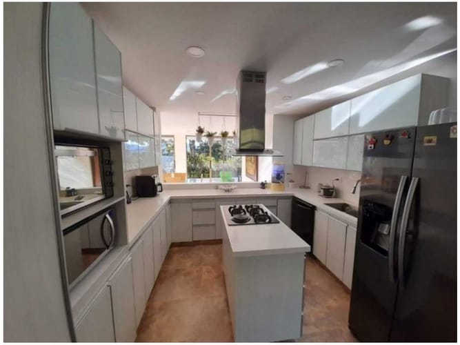 Casa de 5 alcobas en venta en Escobero, Envigado, 430 m² · foto 15 de 24