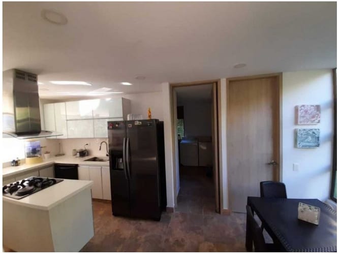 Casa de 5 alcobas en venta en Escobero, Envigado, 430 m² · foto 16 de 24
